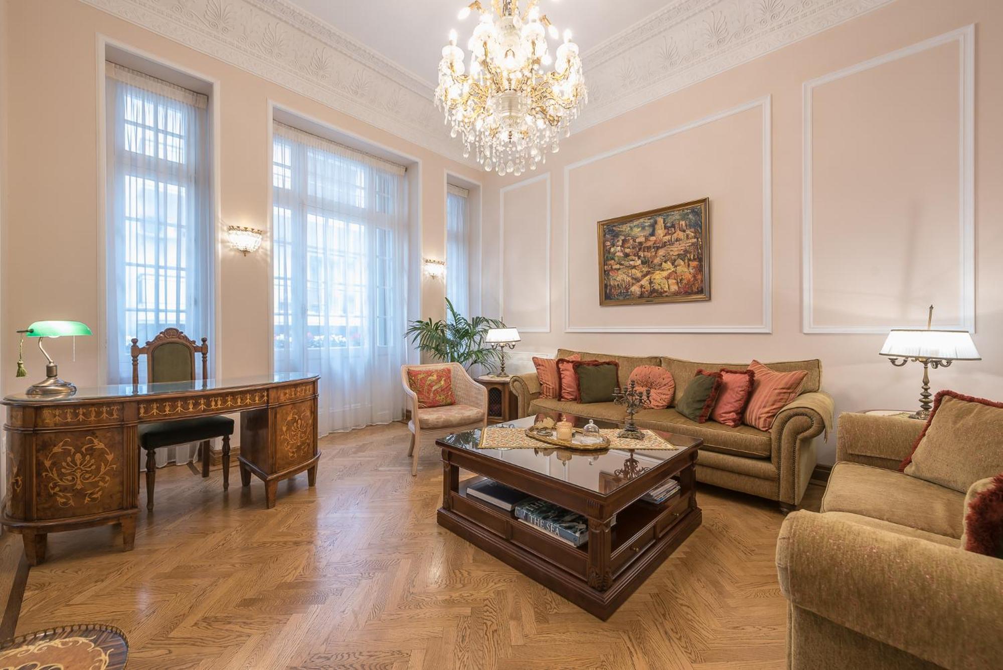 The Rare Luxury Gem Near Syntagma, Kolonaki Square Apartamento Atenas Exterior foto