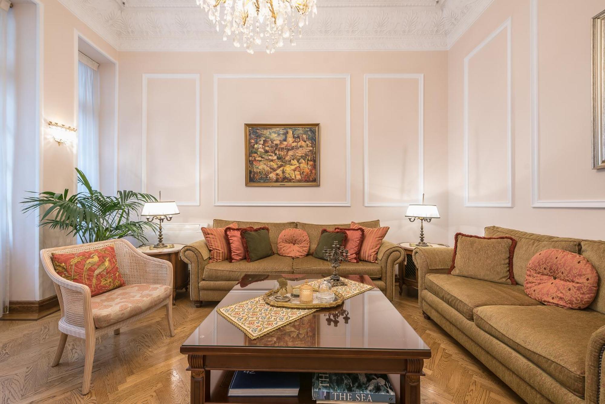 The Rare Luxury Gem Near Syntagma, Kolonaki Square Apartamento Atenas Exterior foto