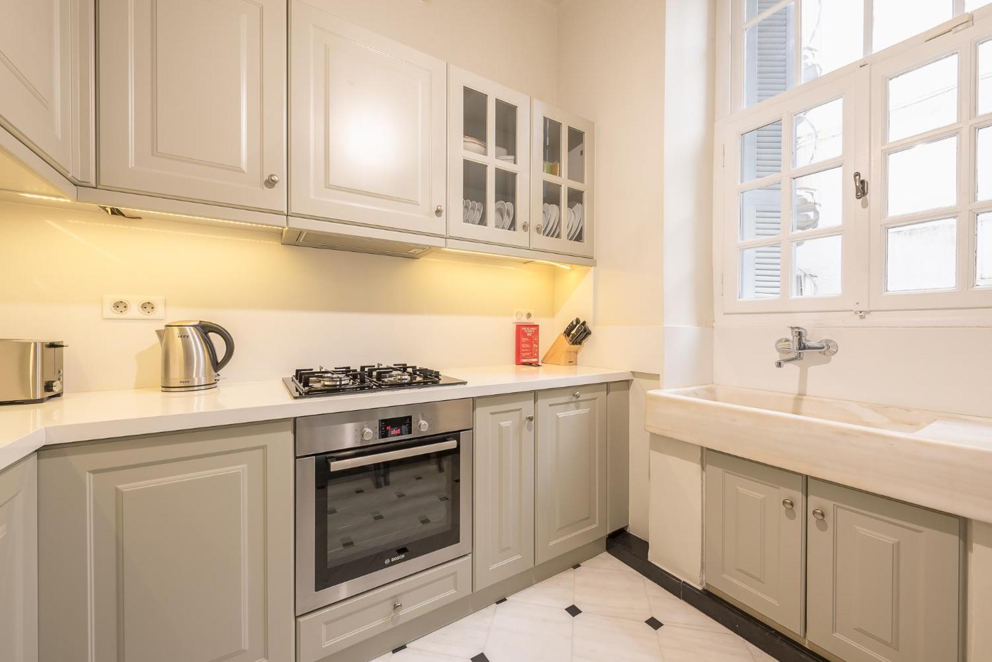 The Rare Luxury Gem Near Syntagma, Kolonaki Square Apartamento Atenas Exterior foto
