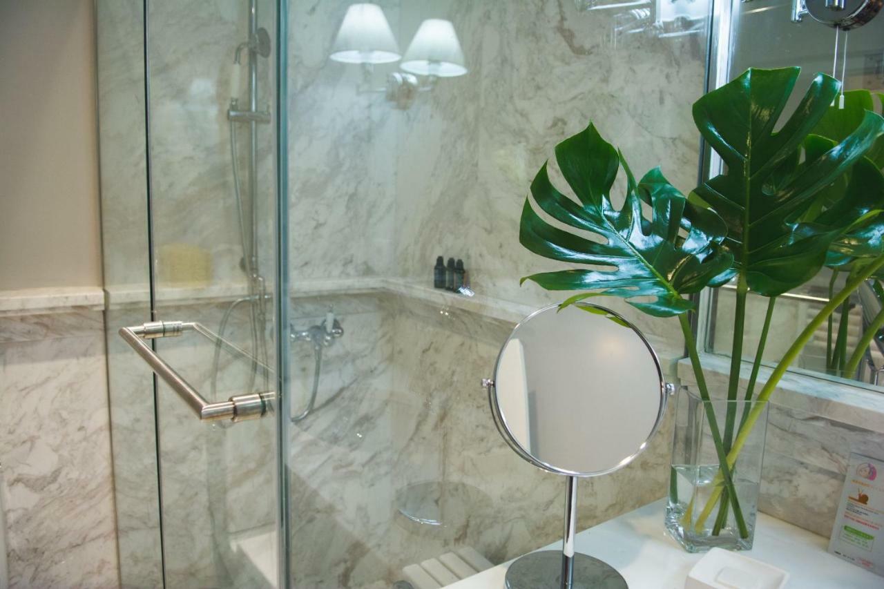 The Rare Luxury Gem Near Syntagma, Kolonaki Square Apartamento Atenas Exterior foto